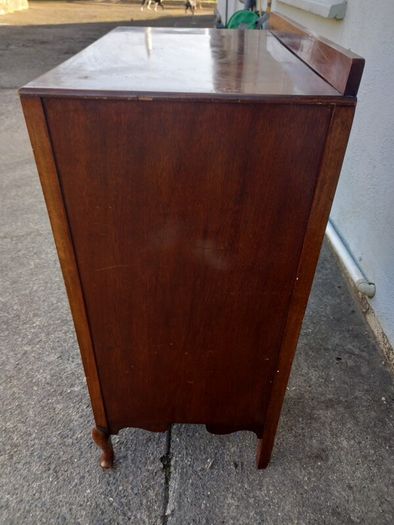 bedroom dressers x 2 plus dressing table .