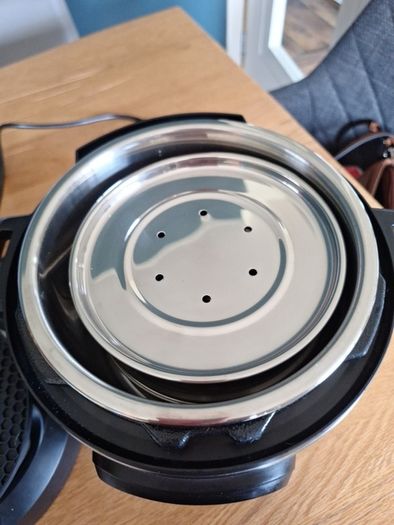 Instant Pot Pressure Cooker