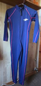 Stingray youth stinger suit - 10 years