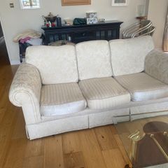 3 and2 seater sofa and armchair. Great condition. Removable cushion covers. Light cream damask material