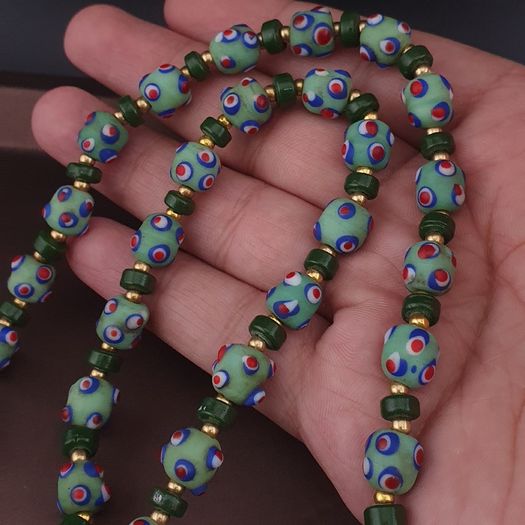 Vintage Venetian Style Skunk Eyes GlassBeads Necklace
