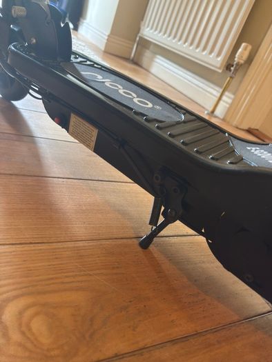 Kids Ricco Foldable electric scooter - mint condition