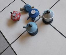 gas cylinder regulators