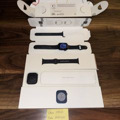 Apple Watch Series 8 45MM - Midnight Aluminium