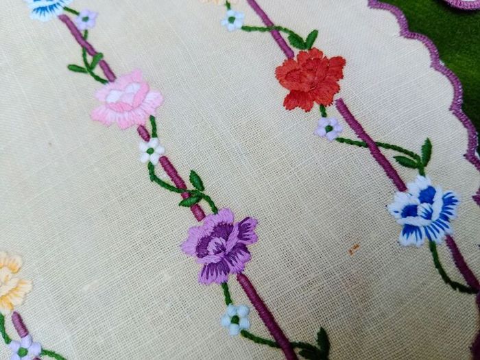 vintage hand embroidered, table mats and coasters