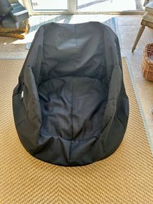 Snug bean bag