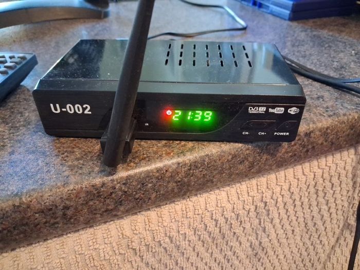 U-002 DVBT2 Receiver (perfect for saorview)