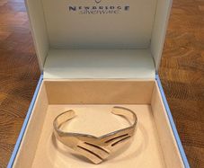 Newbridge Silver vintage bangle