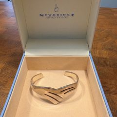Newbridge Silver vintage bangle