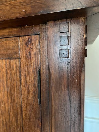 Very classy gentleman's chest