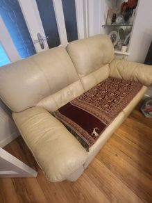 2 seater and 1 seater leather sofas both reclining