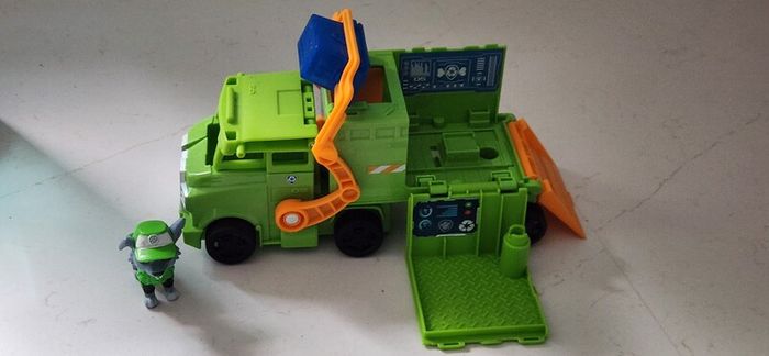 Paw Patrol Vehicles x 8