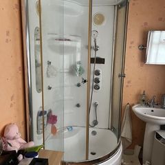shower enclosure