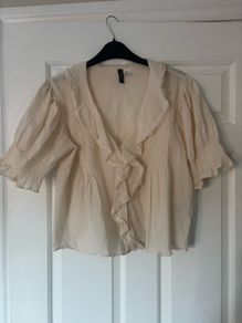 H&M pintucked blouse cream size S