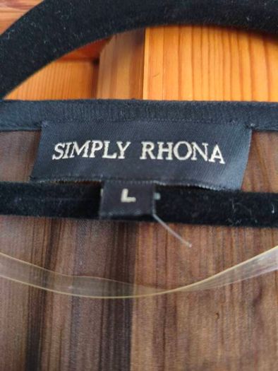 Simply Rhona cover up