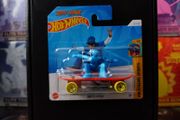 Skate Grom ! Tony Hawk ! from HW Xtreme Sports ! Sealed ! by Mattel / Hot Wheels !
