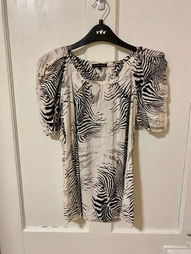 River Island puff sleeve top SIZE 12
