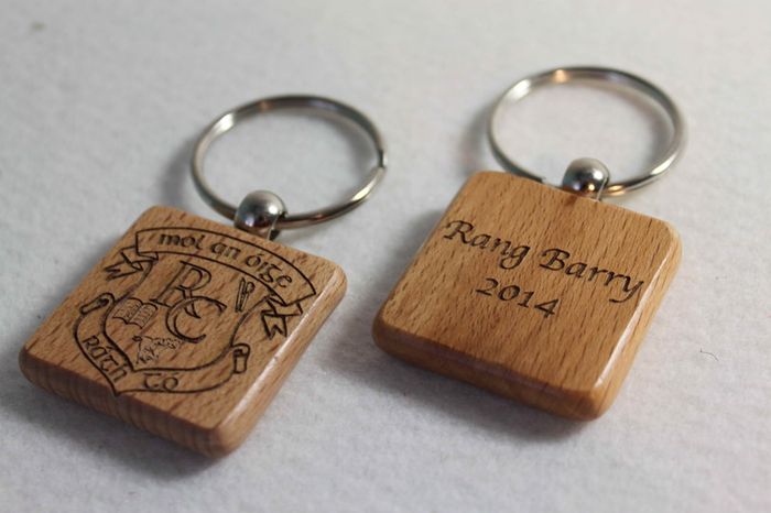 Custom Personalised Car Logo Symbol Harley BMW Honda Keychain Keyrings Gift Wood laser engrave