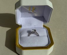 18K White Gold Round Diamond Engagement Ring Size K