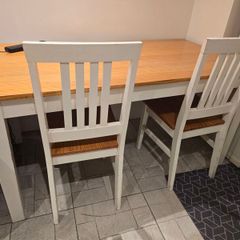 dinning table + 2 chairs