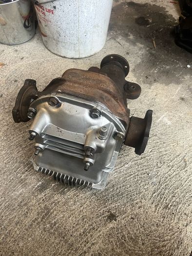 Nissan S/R chassis 6 bolt welded diff