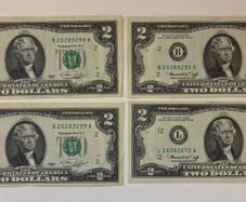 4 Two Dollar Bills - 2 in sequence