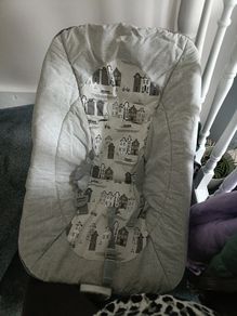 Baby bouncer chair