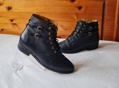 Sezane axelle ankle boots Size 5 eu 38 black leather in excellent condition