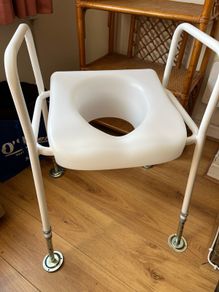 commode -