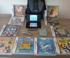 Nintendo Dsi In Black With Official Case And Ten Games Excellent Condition