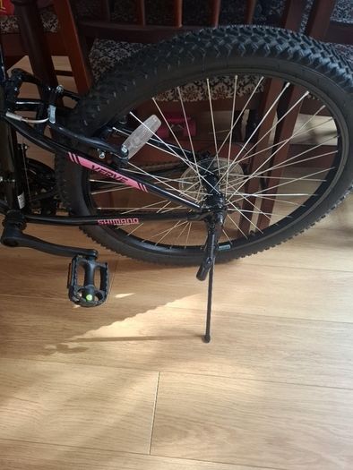 Girls bike