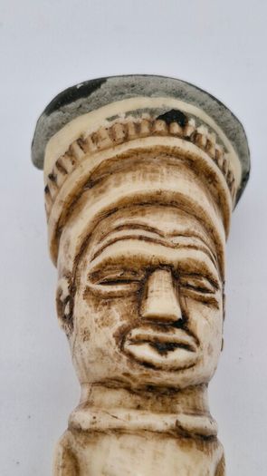 Ethical carved figures