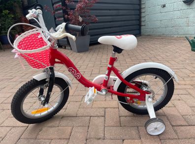 RoyalBaby Kids Bike with stabilisers and basked - Excellent Condition