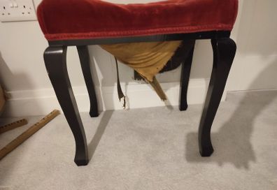 Piano seat