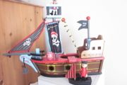 Little Town Wooden Pirate Ship With Pirates