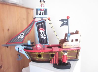 Little Town Wooden Pirate Ship With Pirates