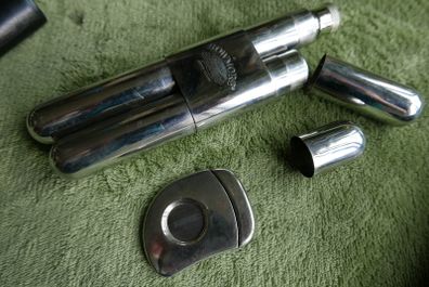 Vintage Bowmore Scotch Whiskey Leather 2 Finger Cigar And Hip Flask Holder With Cigar Cutter