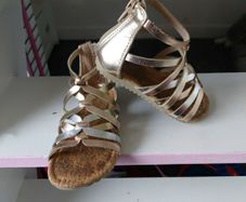 Girls gold sandals