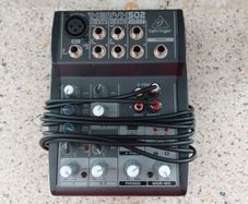 Behringer XENYX 502