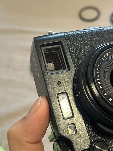Fujifilm X100F + WCL-X100