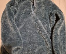 Fluffy sweatshirt
