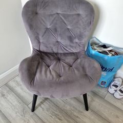 Grey chair