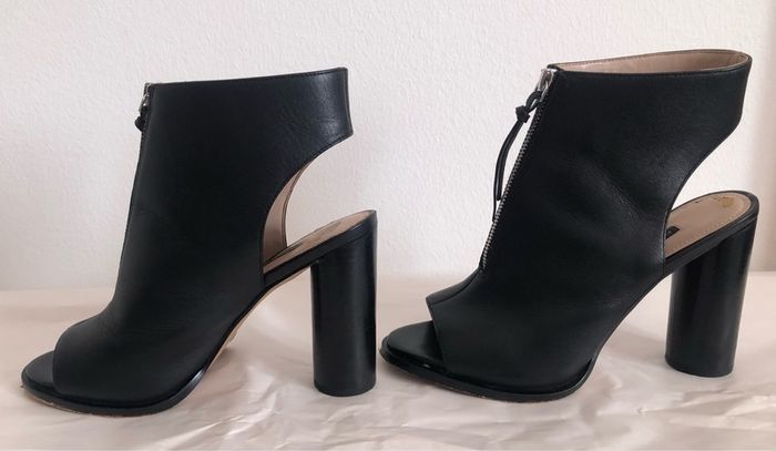 French Connection sandals - size 40