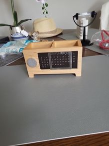 Desk tidy with calender