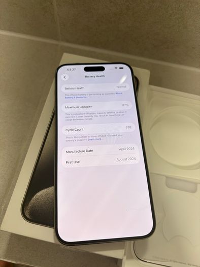 iphone 15 pro max 256 back glass Brocken
