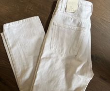 Zara white mom jeans high waisted size 8