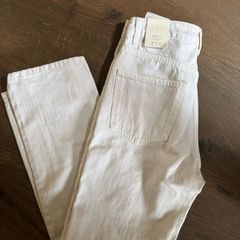 Zara white mom jeans high waisted size 8