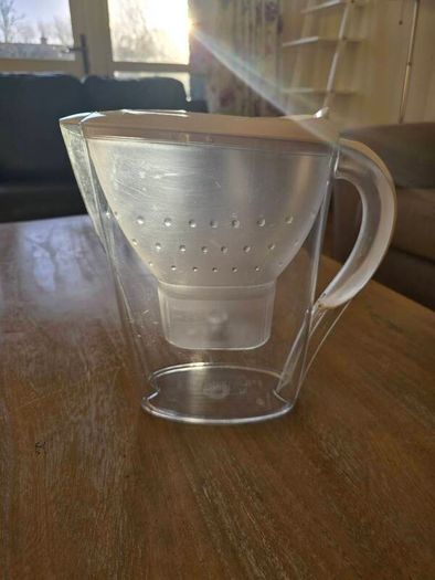 Brita Jug + 11 Water filter cartridges