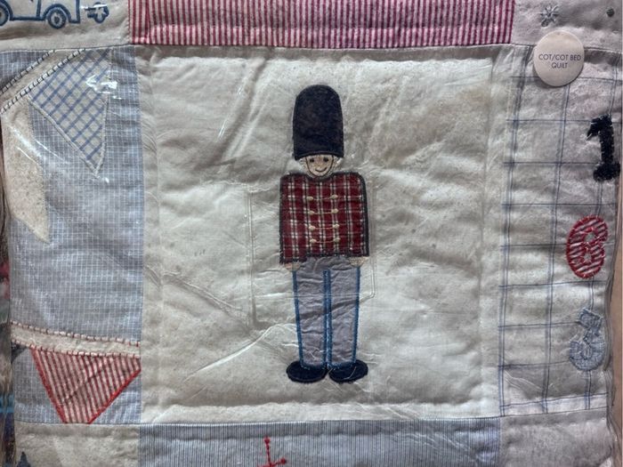 cot bedding