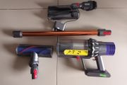 dyson v10 in great condition after full service done with fresh filter plus 2 motorheads